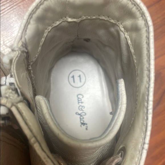 Girls Cat & Jack/ Old Navy Brown & Cream Leather Boots size 11 - Picture 9 of 10